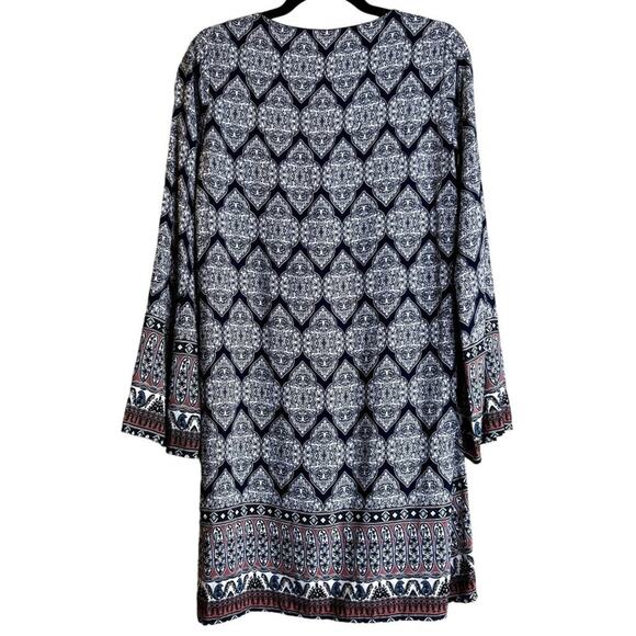 NEW Francesca's Alya Womens Black White Long Sleeve Tulip Hem Alya Midi Shift - Picture 3 of 9